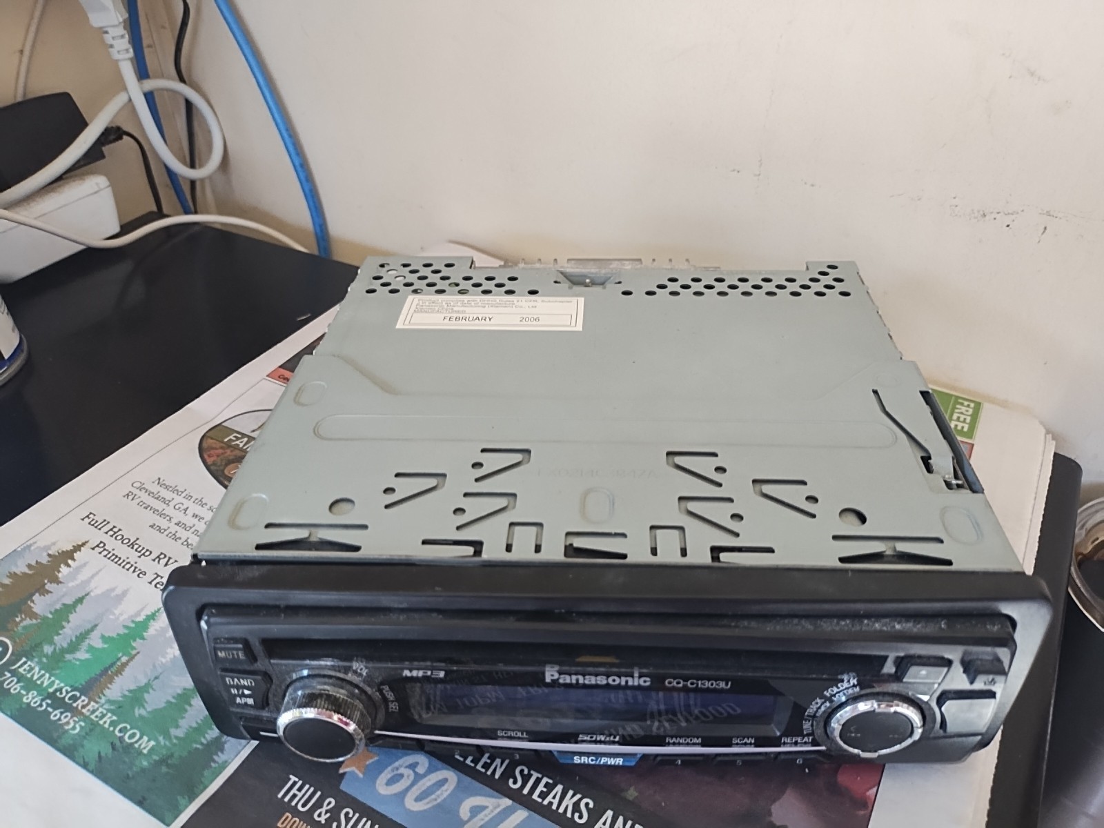 PANASONIC CQ-C1303U CD PLAYER MP3 2006 (YF034C053CA) 50Wx4 AM/FM Scroll Scan SQ
