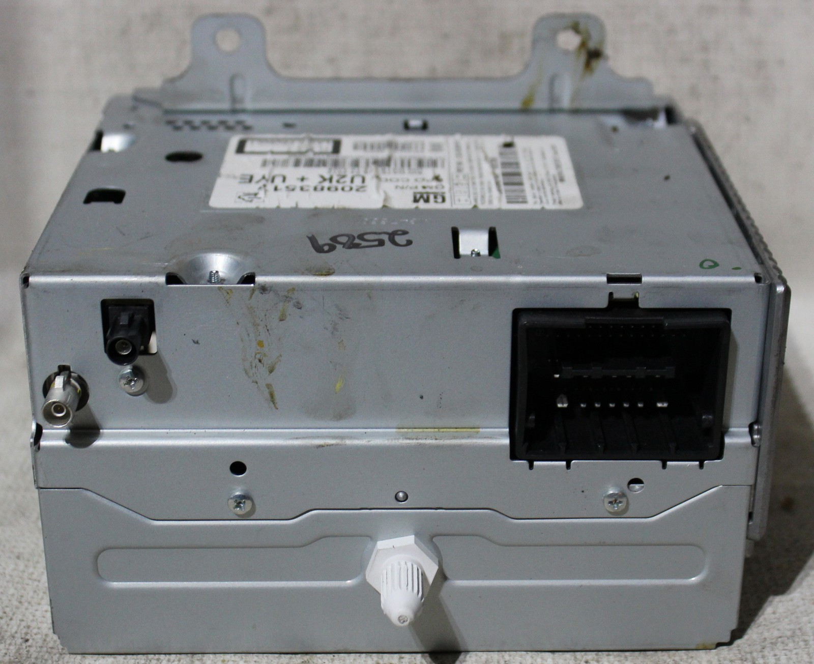 Saab 9-5 2010 Factory Stereo MP3 CD Player Radio XM Ready 20983517 (OD2589)