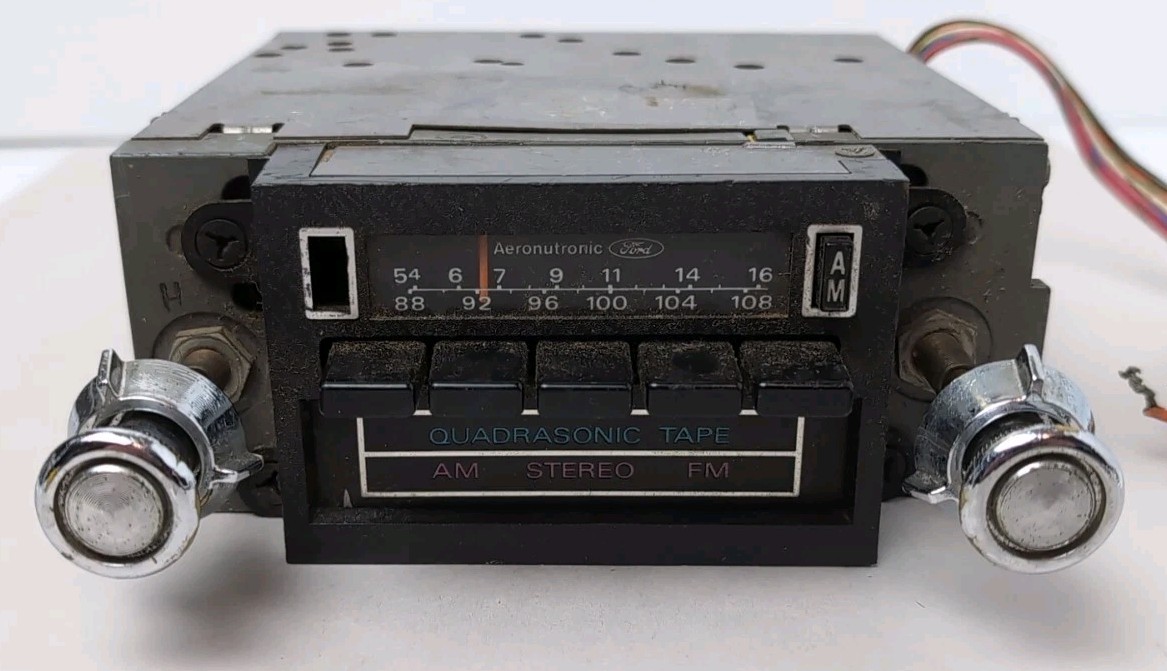 Ford AM/FM Quadrasonic 8-Track Tape Radio D8AF-19A188-AA Sold As Is Not Tested