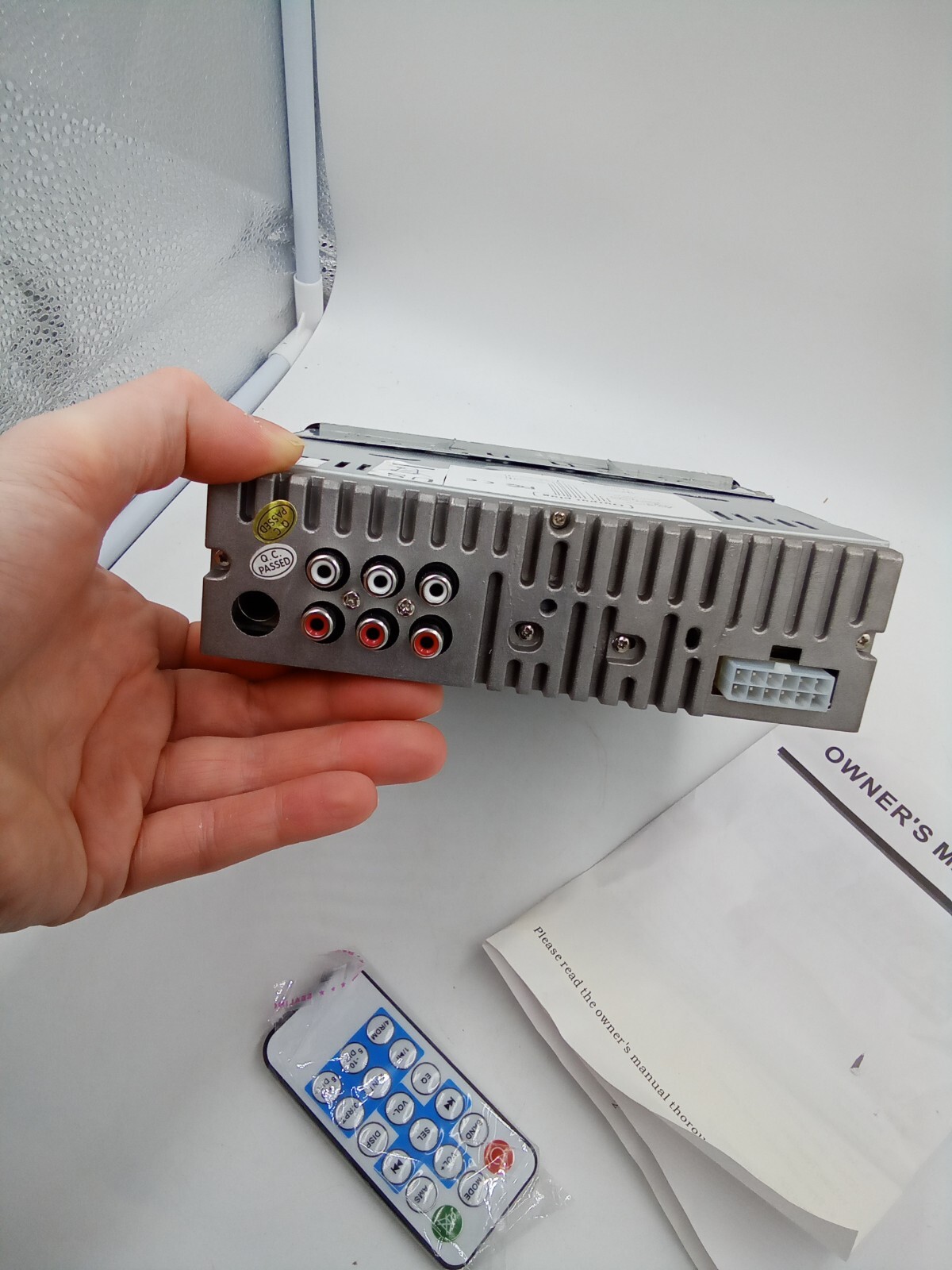 A Player With Clock Unbranded No Model Number With Remote And Manual