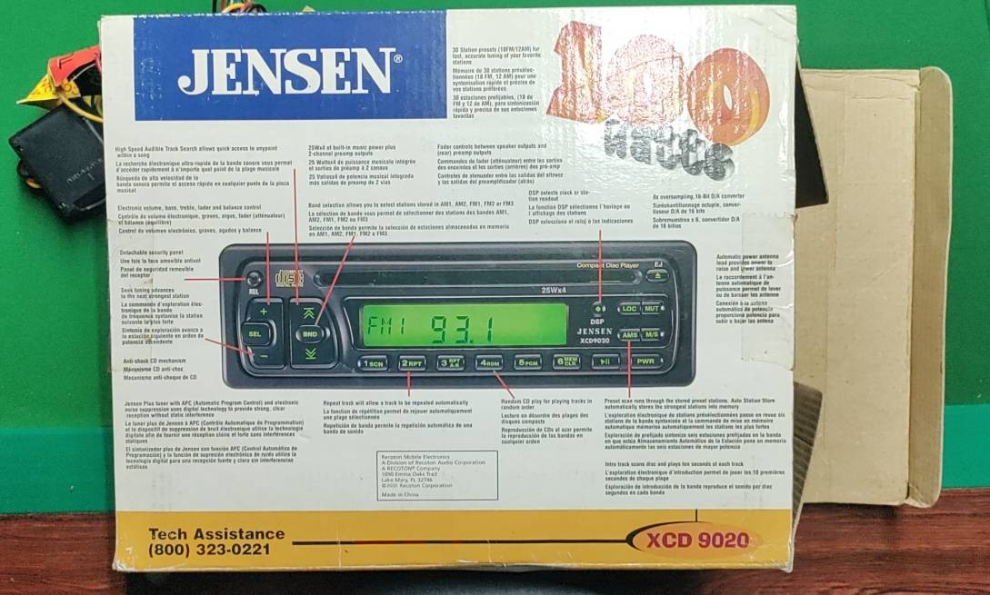 Jensen XCD 9020 Car AM/FM CD RECEIVER with Detachable Face Plate- New in Box