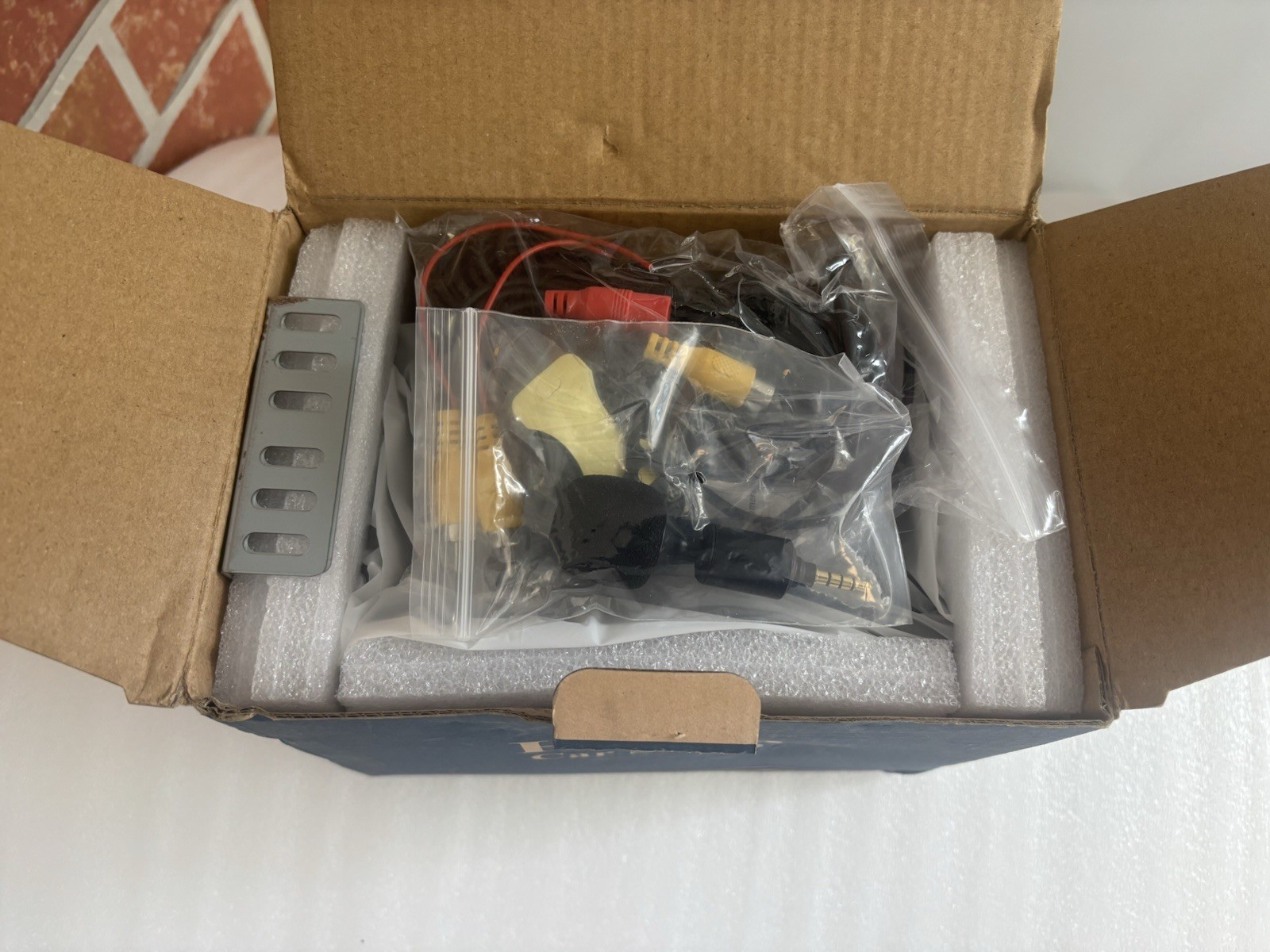 Brand New Hieha Double DIN Car Stereo – Apple CarPlay & Android Auto