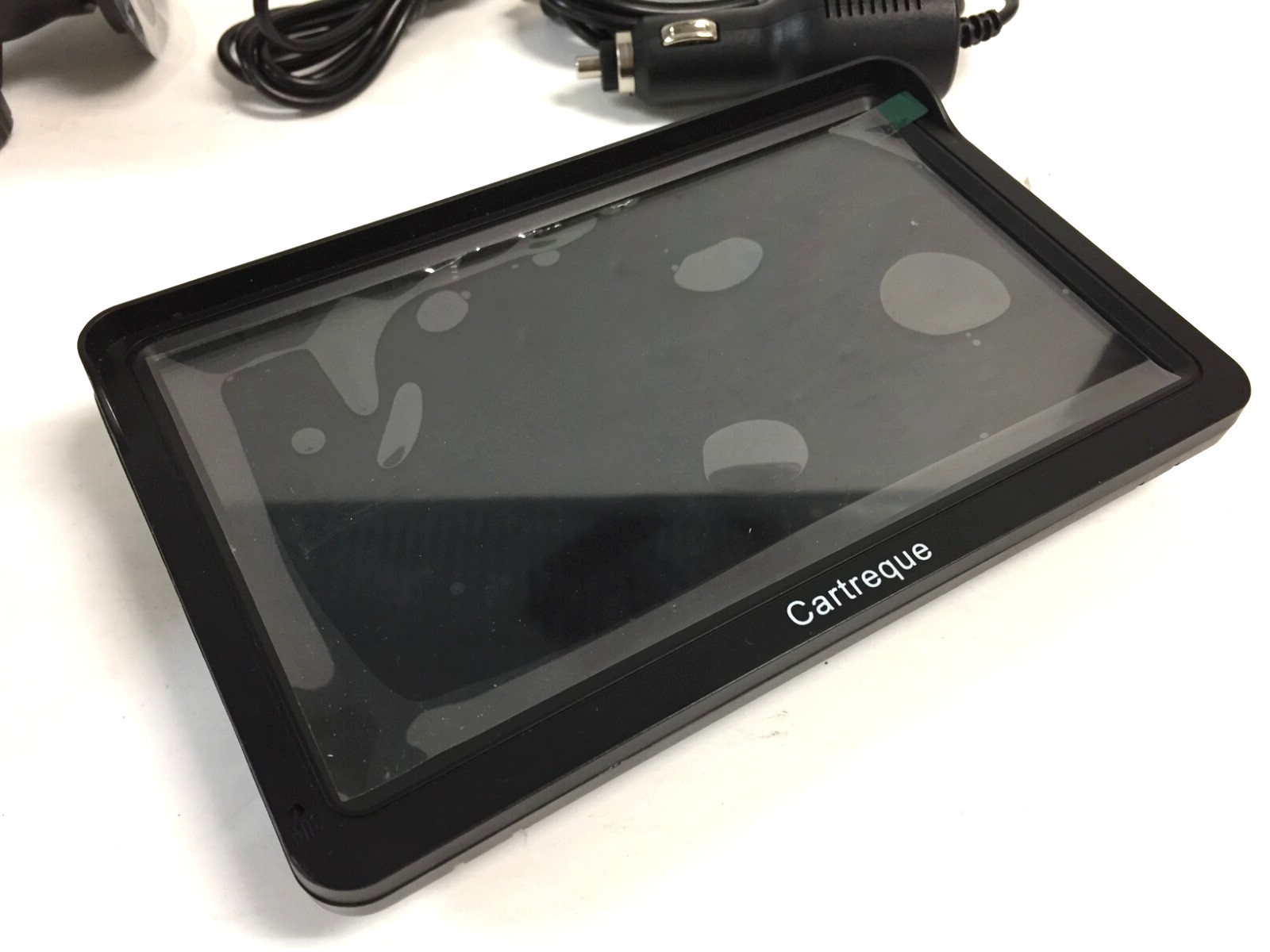 Cartreque Portable Wireless Car Stereo IOS Apple CarPlay Android 7” Touchscreen