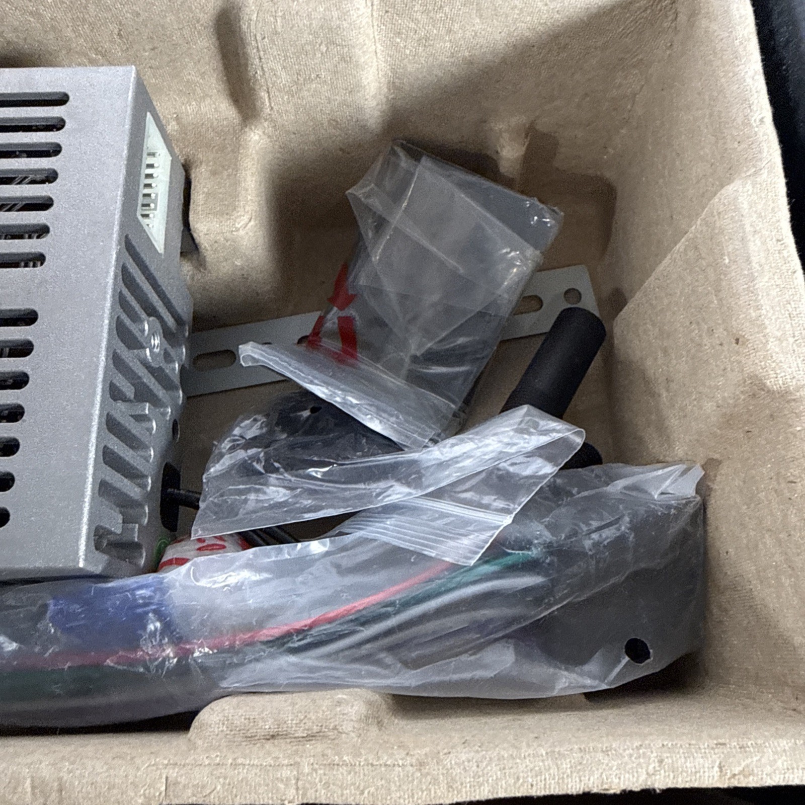 New! Retro Sound Motor 1A 18 Watts x4 Built In Amp Classic Style Car Stereo