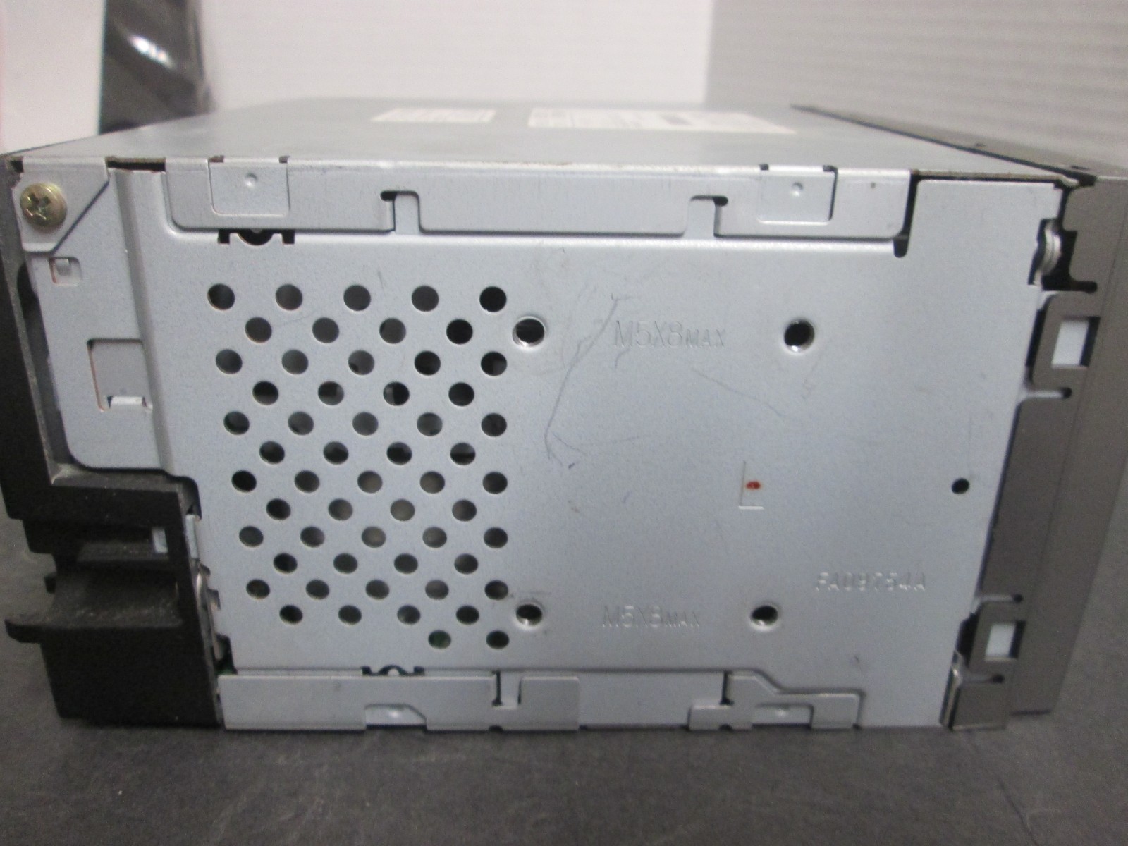 2004-2006 Subaru Forester Radio Weather Band Receiver 6 CD 86201SA110 NOT TESTED