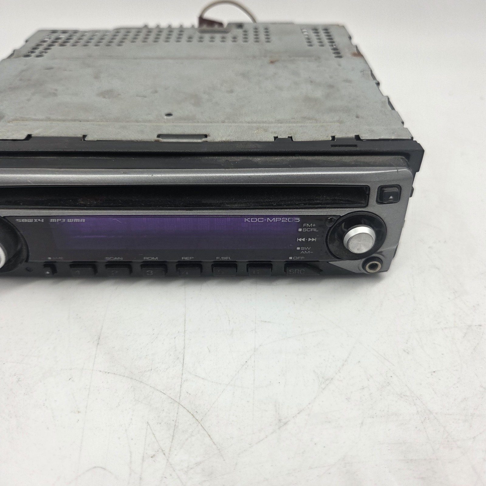 Kenwood KDC-MP205 Am Fm CD Player MP3 50 Watts X 4 Tested Working Vintage