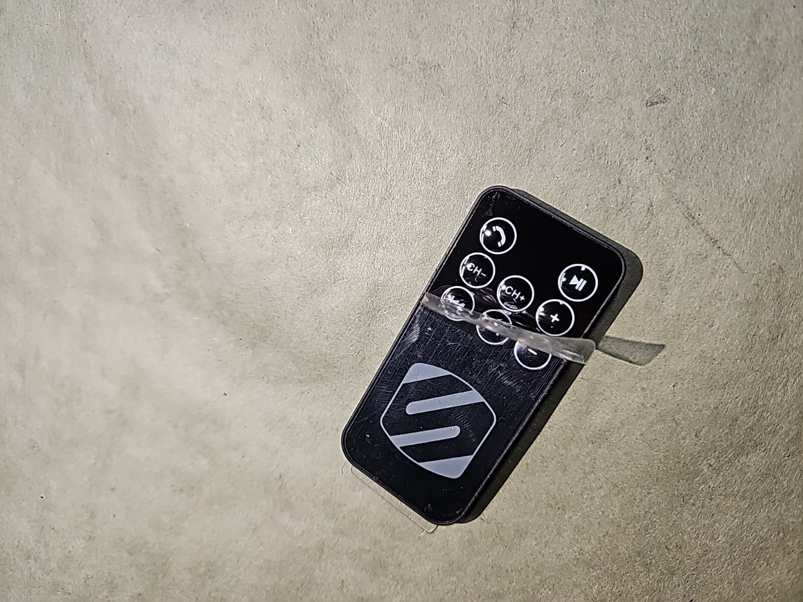 🔶🔶SCOSCHE CAR STEREO REMOTE🔶🔶
