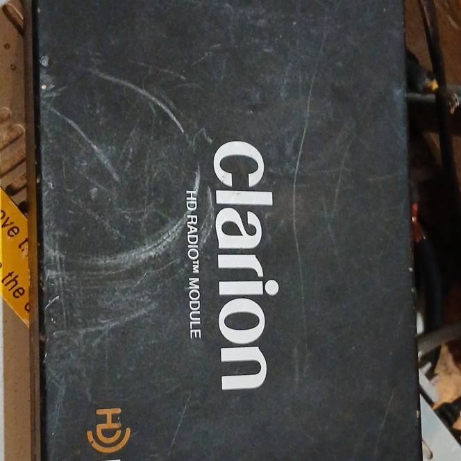 Clarion VZ309 1 DIN In-Dash Head Unit, HD Radio INCLUDES THD309 HD Module