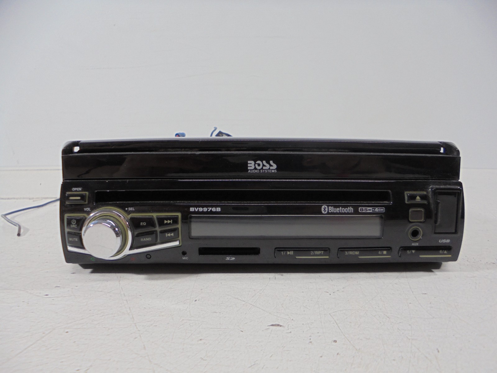 Boss Car Sterio Audion System BVD9988B