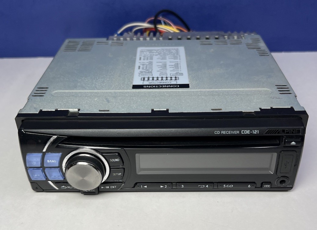 Alpine CDE-121 CD/USB Player In Dash Receiver – Tested