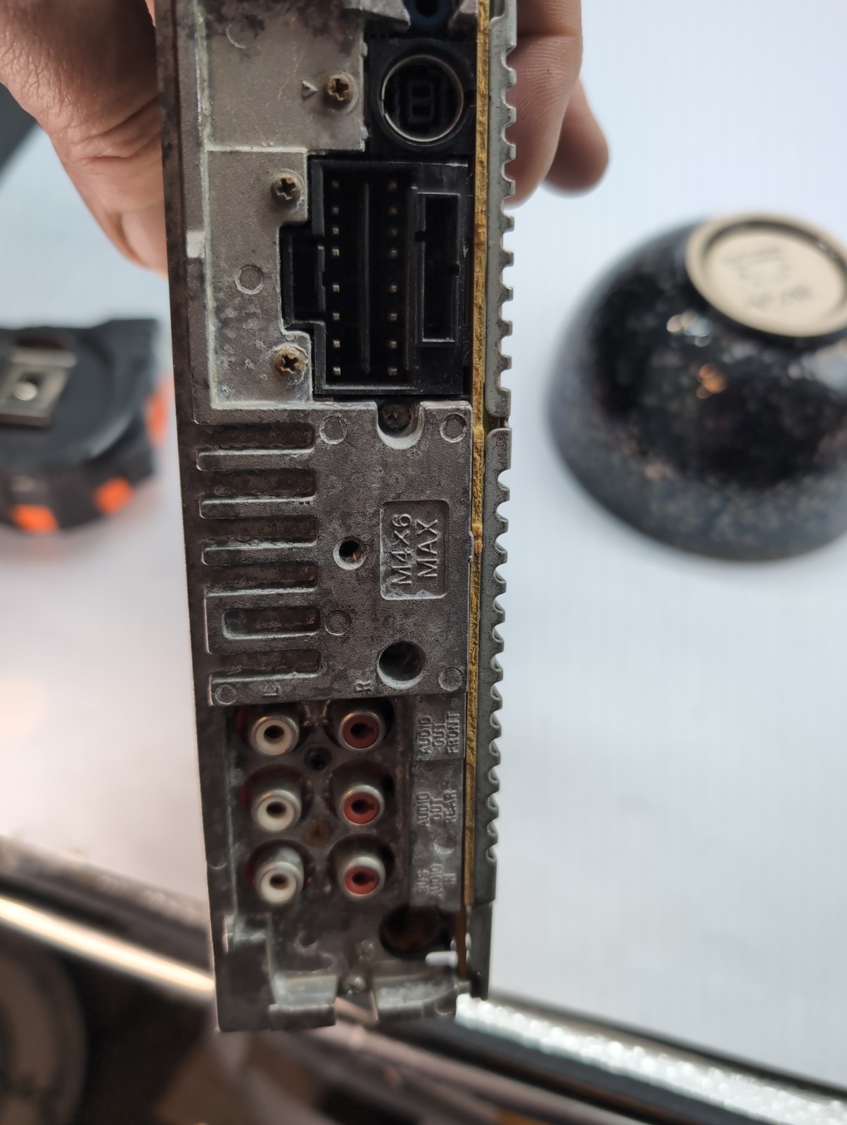 Sony AM/FM Automotive Compact Disc Player CDX – GT300 DRIVE S / See Description