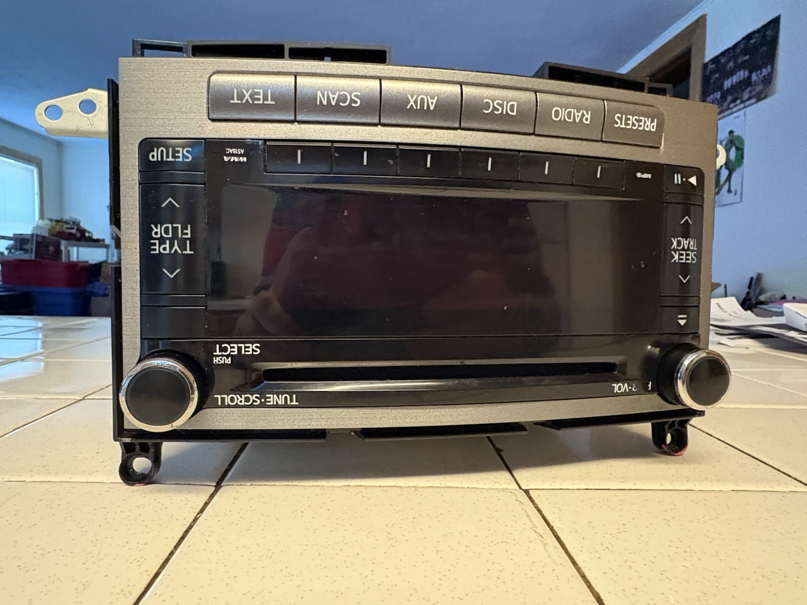 Toyota Venza 2010 2011 2012 Factory Stereo 6 Disc CD Player OEM Radio 861200T090