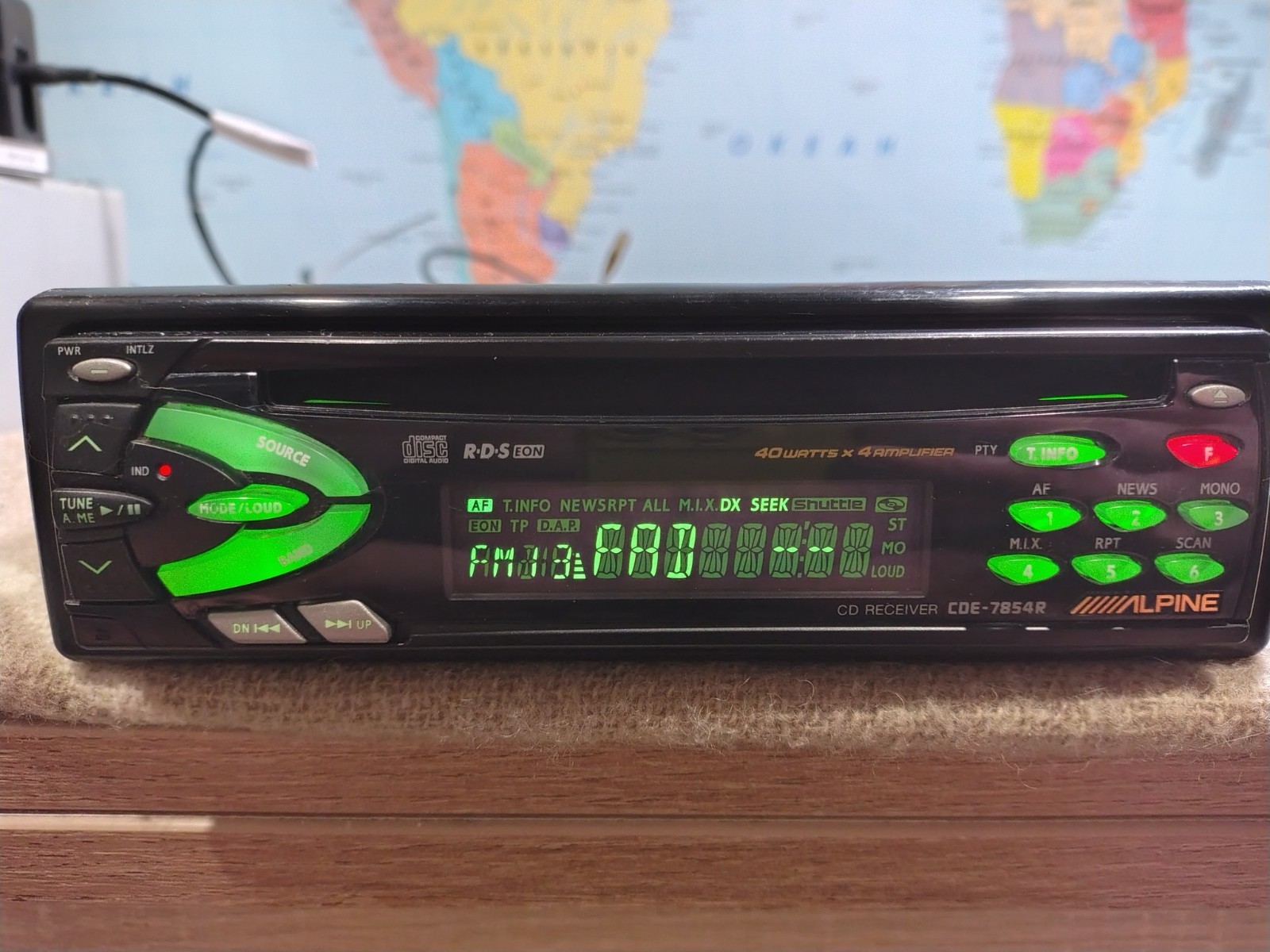 Alpine CDE-7854R Car Stereo Mobile Media Receiver Fully Working Good Shape