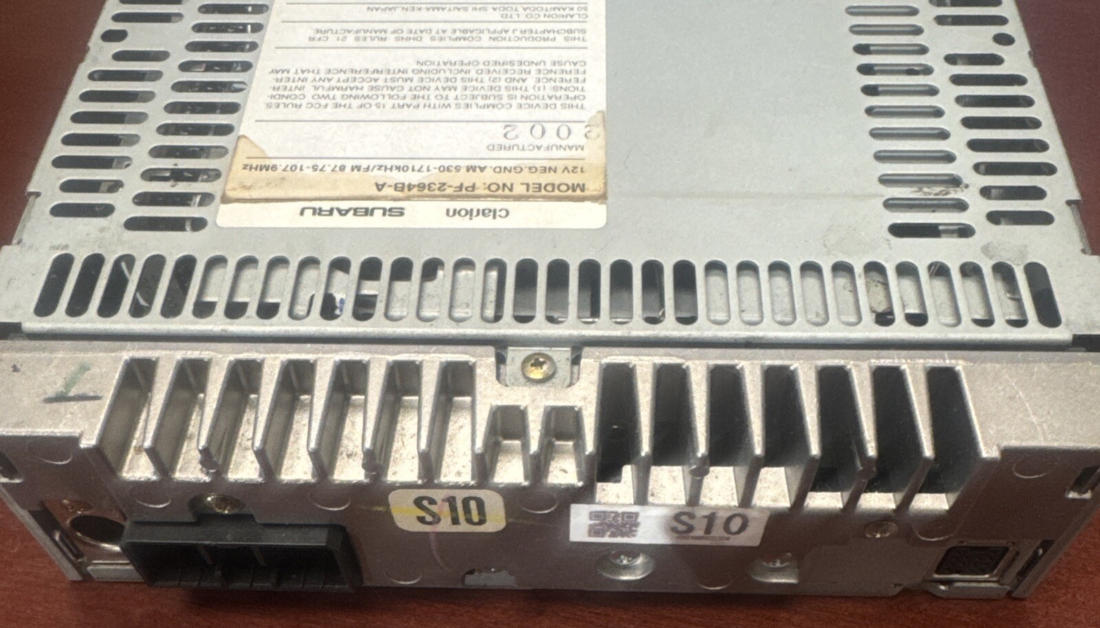 Subaru Clarion PF-2364B-A CD Radio Stereo 12V Am/FM, 2002 286-9542-00