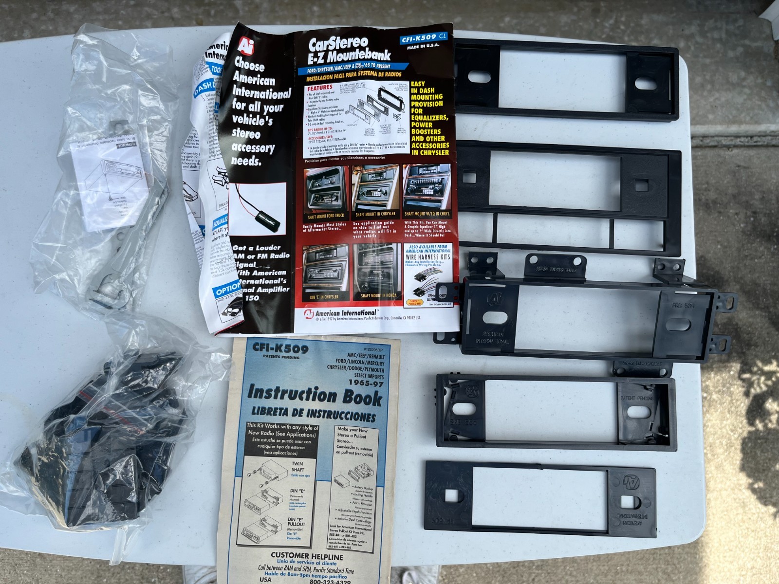 Aiwa Car Stereo/Cassette Player; Mopar & Other Mtg Brackets; Detachable Face