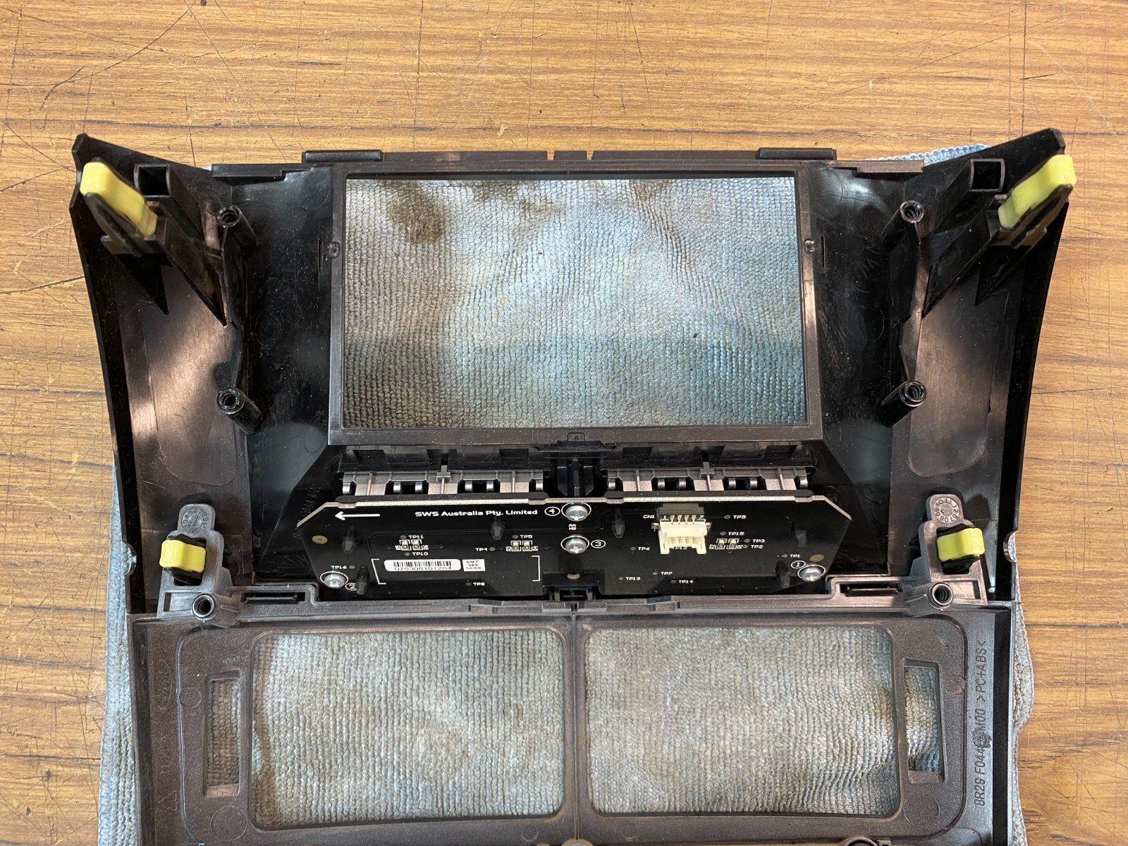 Ford Falcon FG XR6 S1 Interior Dash ICC Screen A/C Controls Surround Trim