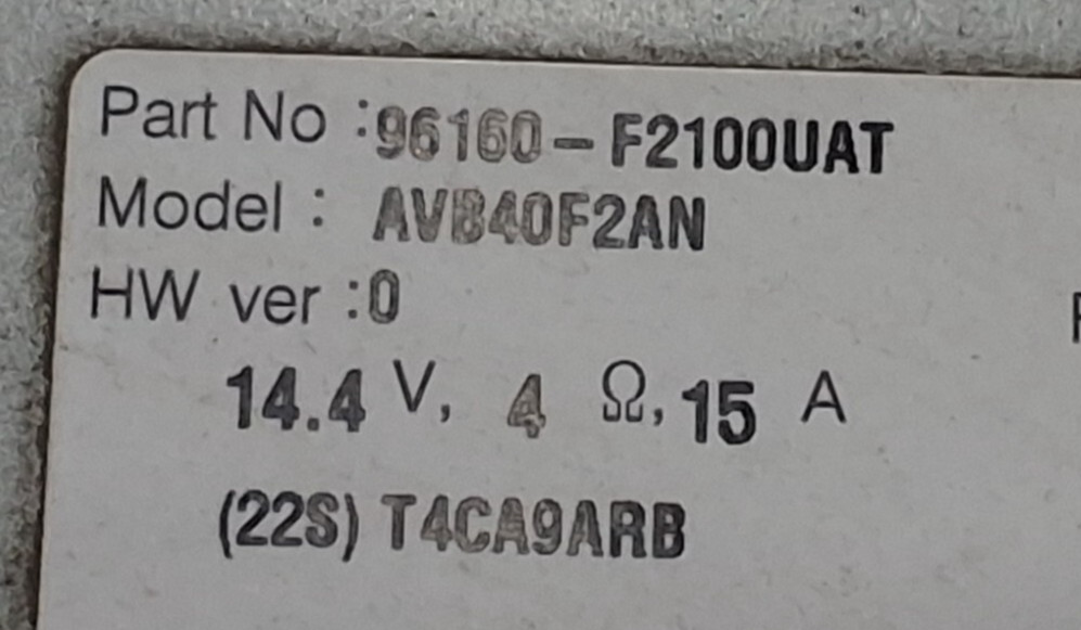 17 18 Hyundai Elantra AM FM radio receiver OEM 96160-F2100UAT