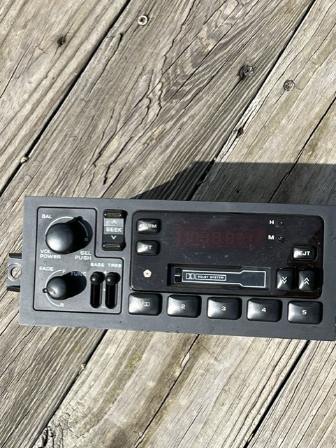 Chrysler Plymouth Dodge Jeep radio, AM/ FM CASS. PO4704366 Amber display