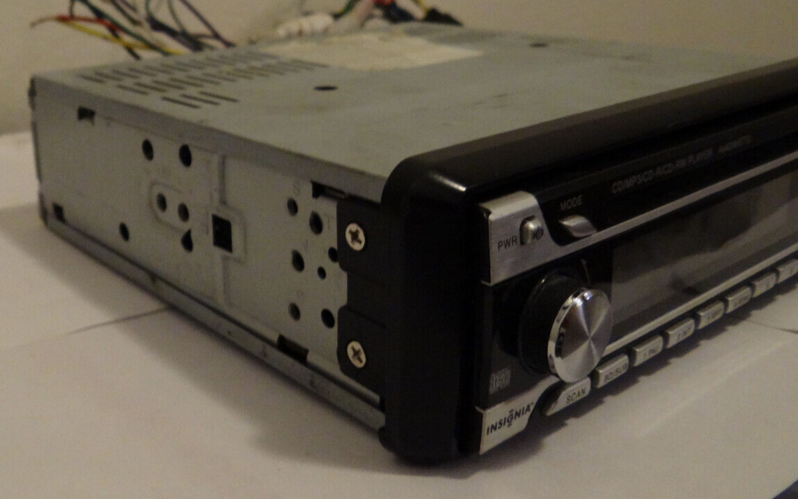 Insignia NS-C3111 CD-R/RW/MP3 In Dash Receiver 40Wx4 *~*Parts Only*~*