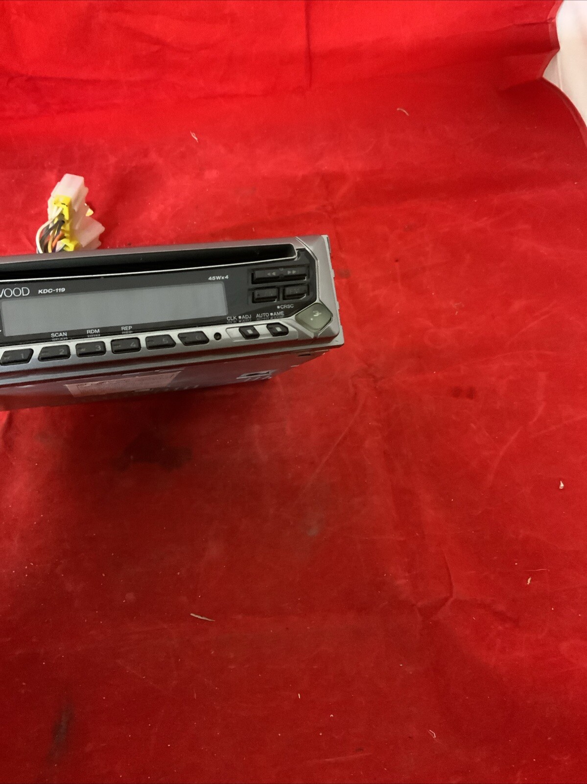 Kenwood CD Receiver KDC-119 180W Max Power CD-R RW With Harness