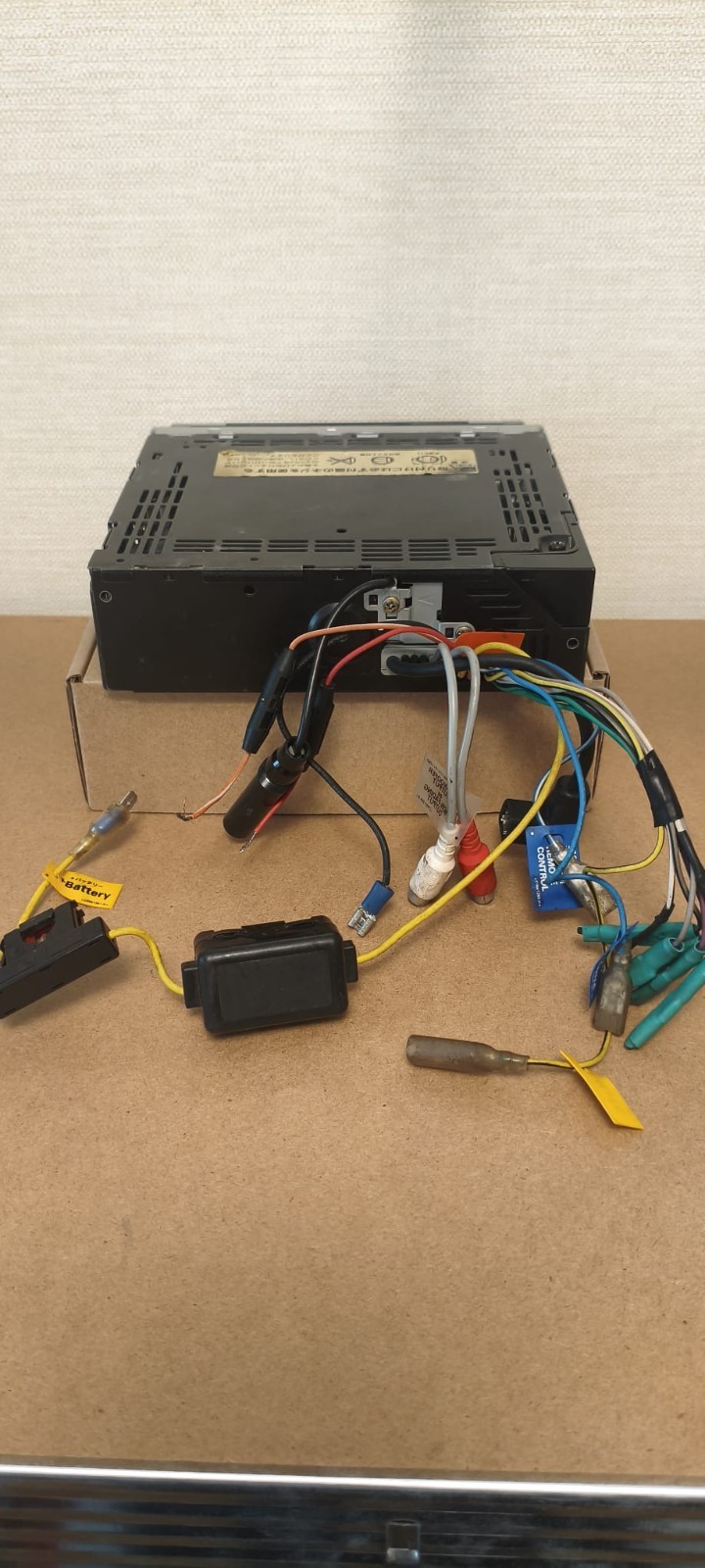 Pioneer Carrozzeria DEH-P717 1-DIN Car Audio Unit – For Parts/Restororation
