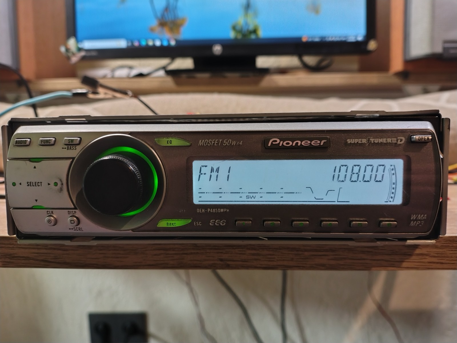 Pioneer DEH P4850MPH Car Stereo CD Receiver Fully Working Great Shape
