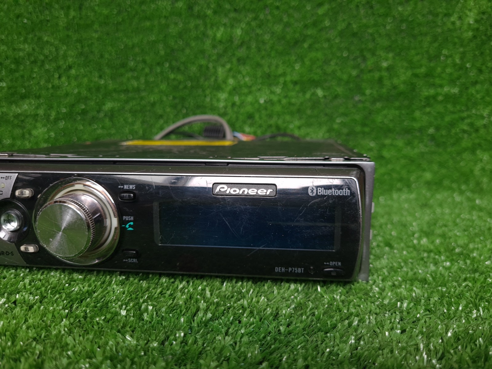 Pioneer Deh-p75bt Dehp75bt Car Radio Movie Dolphin Man Surfing Rocket Launching