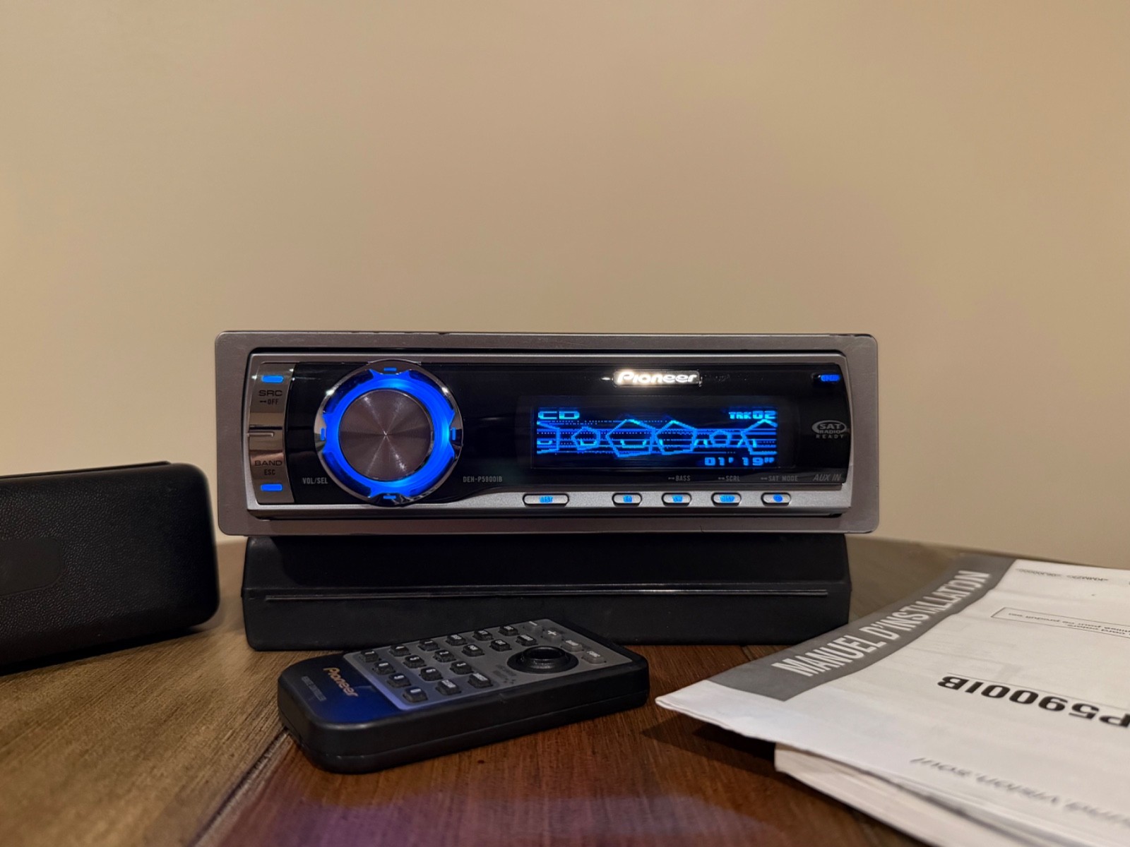 RARE PIONEER DEH-P5900IB Old School CD Player BLUETOOTH adapter REMOTE Graphics!