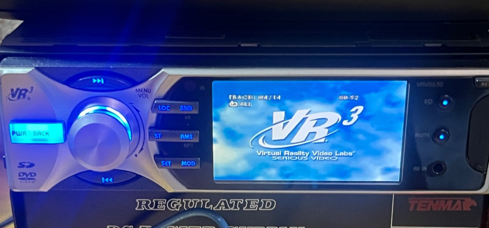 Virtual Reality Sound Labs VRVD630 In-Dash Car Stereo Receiver DVD/CD 3-inch LCD