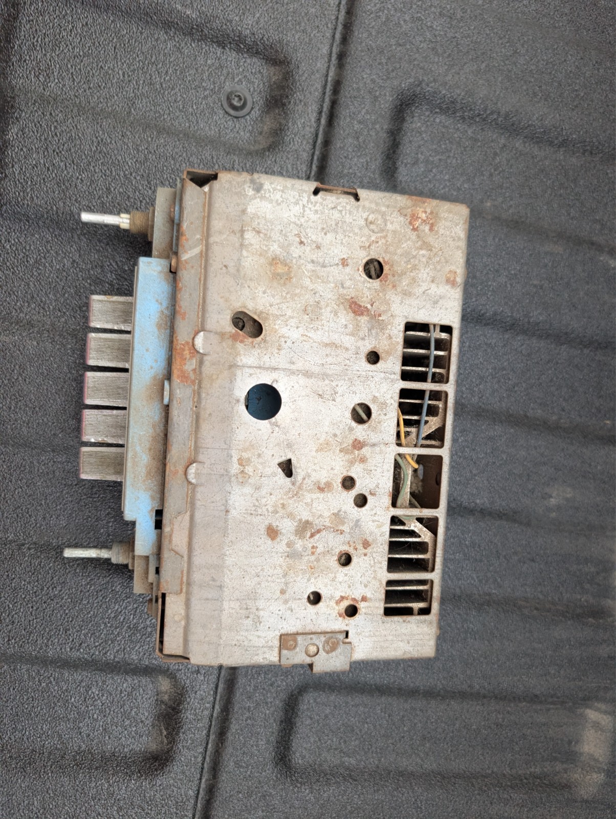 For Parts & Repair GM Delco Straight Line Tuning Radio 7280252-A Chevy Chevrolet