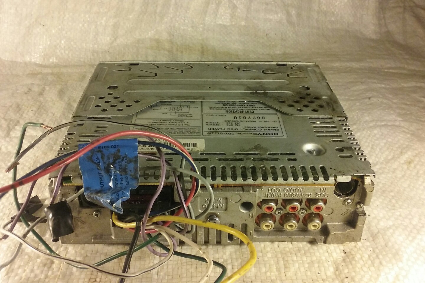 Sony CDX GT33W CD Player In Dash Receiver