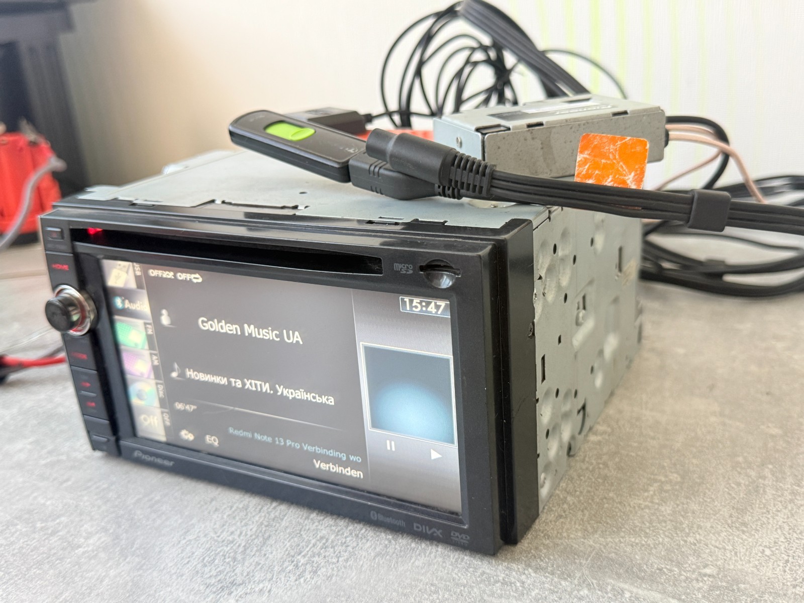 Pioneer AVIC-F930BT 6.1″ 2DIN GPS Navigation Bluetooth DvD CD Multimedia Car Ste