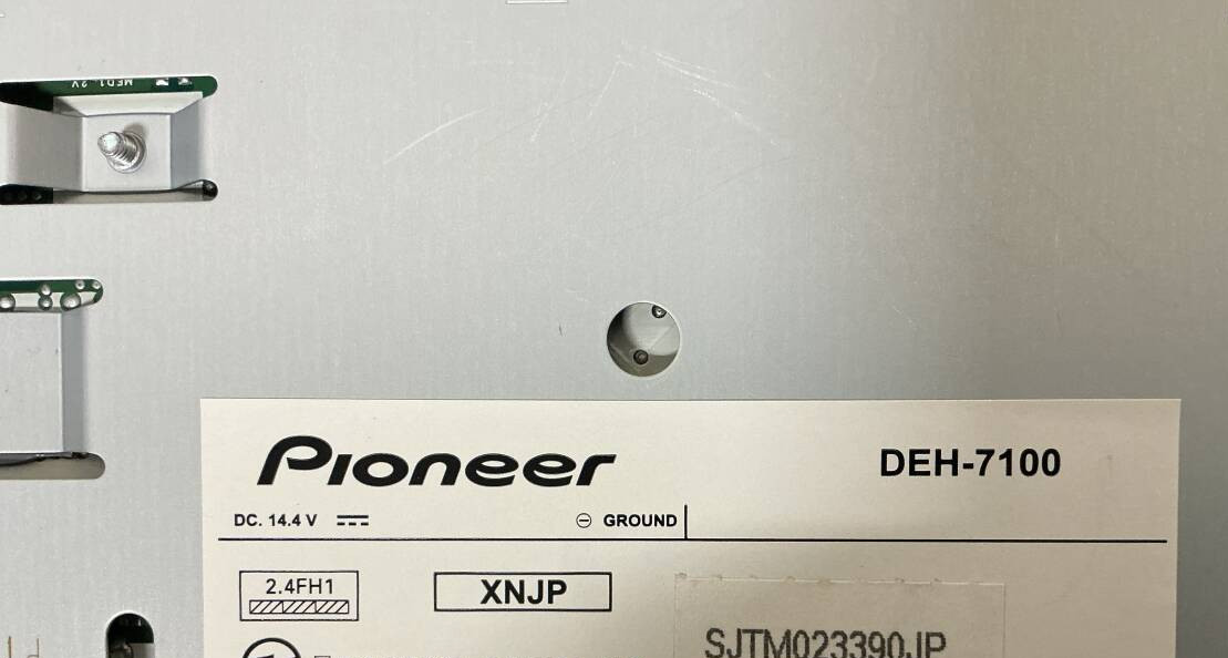 Pioneer Carrozzeria DEH-7100 1DIN Car Stereo CD USB Bluetooth Receiver Used