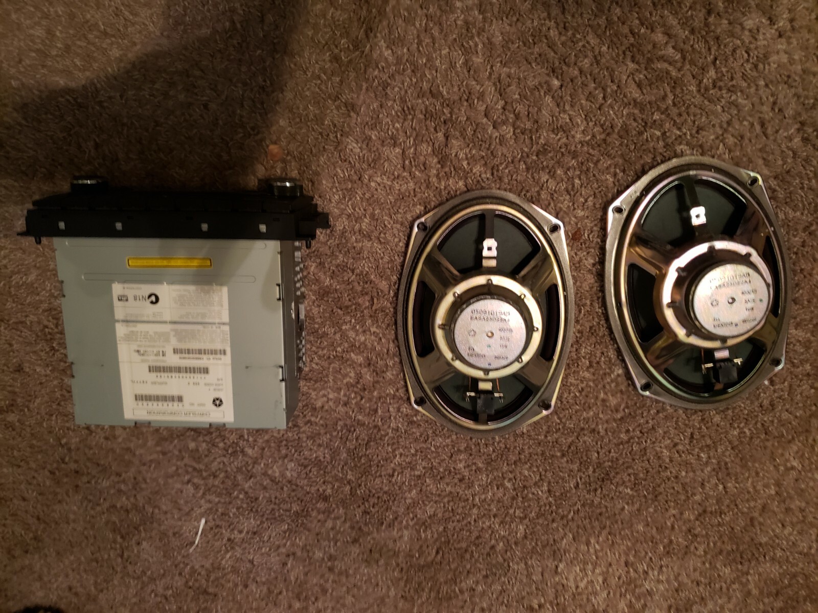 2018 Jeep Patriot Stock Radio and Speakers