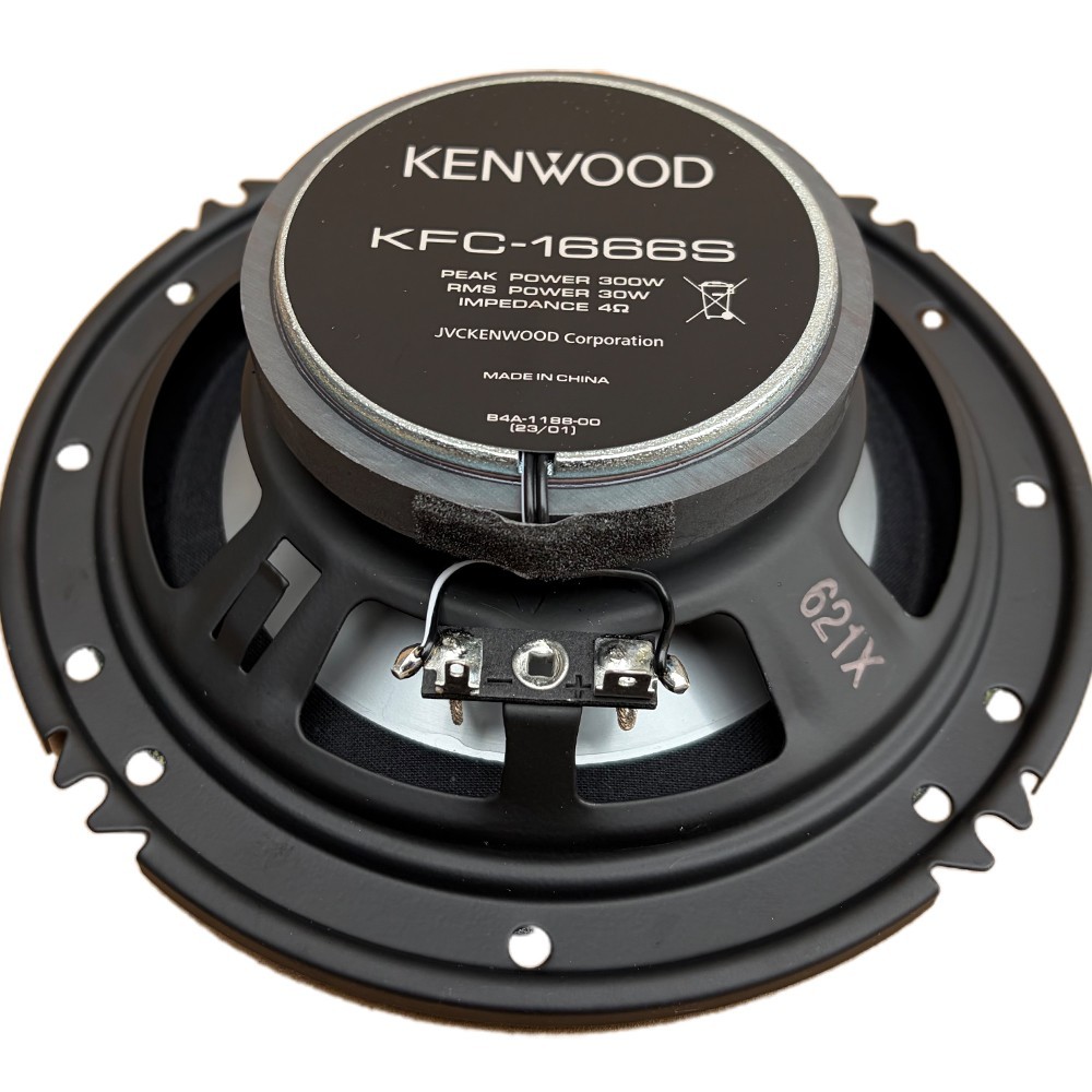 Boss Audio 611UAB Bluetooth AM/FM Car Stereo 4X Kenwood KFC-1666S 6.5″ Speakers