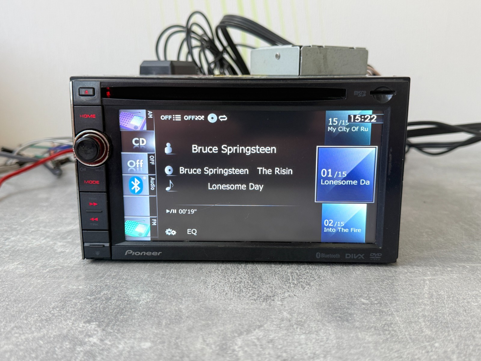 Pioneer AVIC-F930BT 6.1″ 2DIN GPS Navigation Bluetooth DvD CD Multimedia Car Ste
