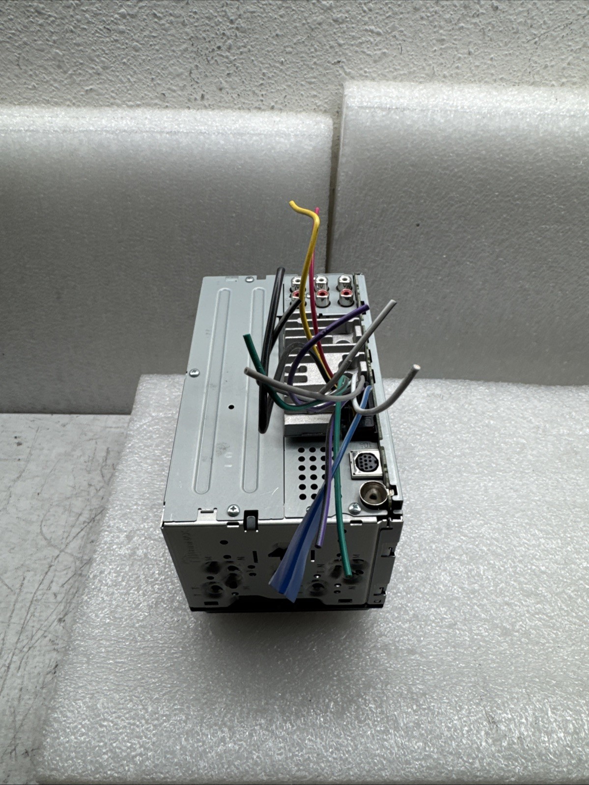 Pioneer MVH-S622BS In-Dash Digital Media Receiver Previous Store Display Unit