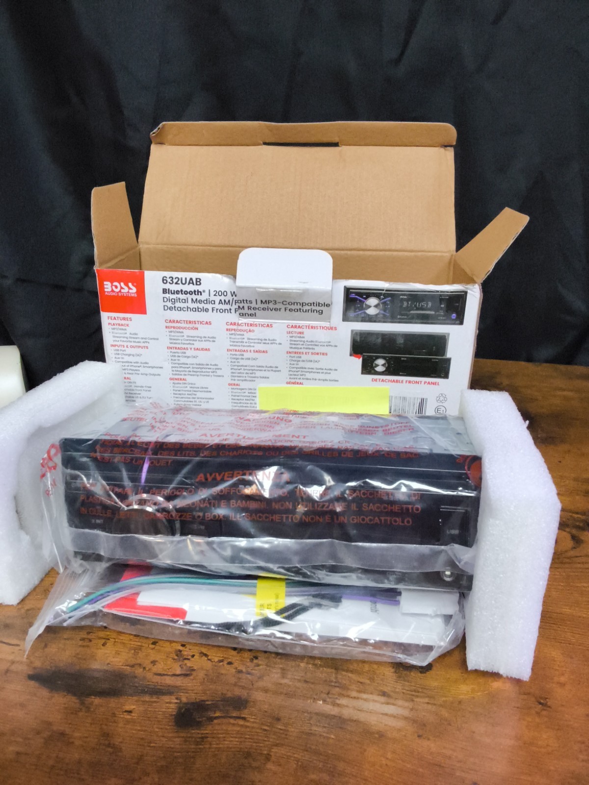 £BOSS Audio Systems632UAB Car Stereo Single Din, Bluetooth, No CD DVD Black (G3)