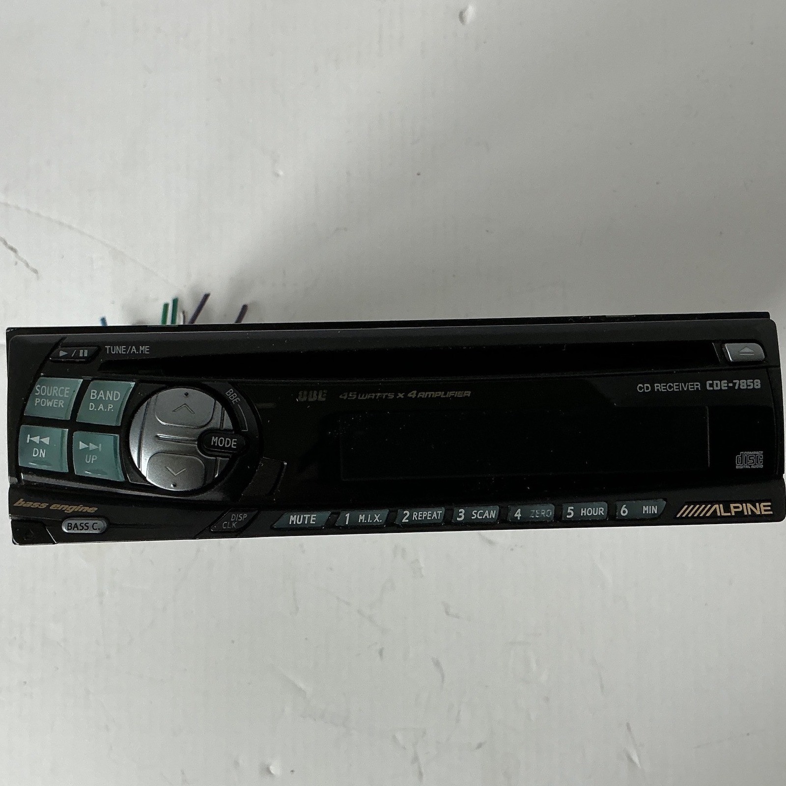 Alpine Vintage Y2K CD Receiver CDE-7858 Bass Engine 45W x 4 Car Stereo Black