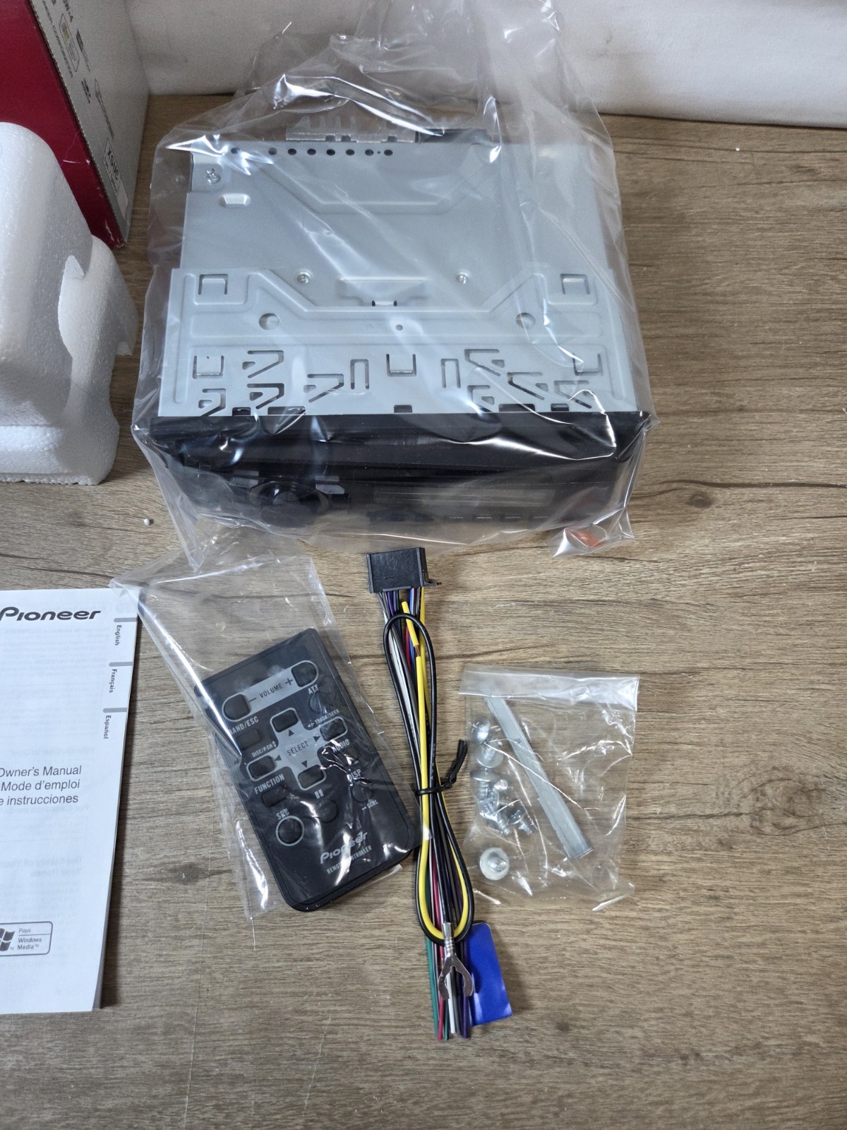 Pioneer DEH-1300MP 1 DIN CD Receiver Auxiliary Input MP3 WMA Car Audio