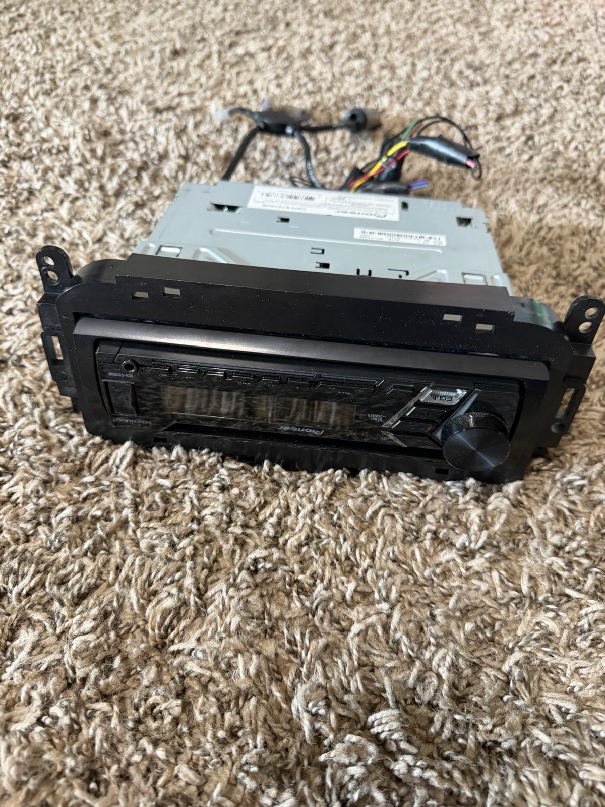 Pioneer DEH-S1010UB-DIN CD Receiver Bluetooth USB AUX 50W x4 Radio