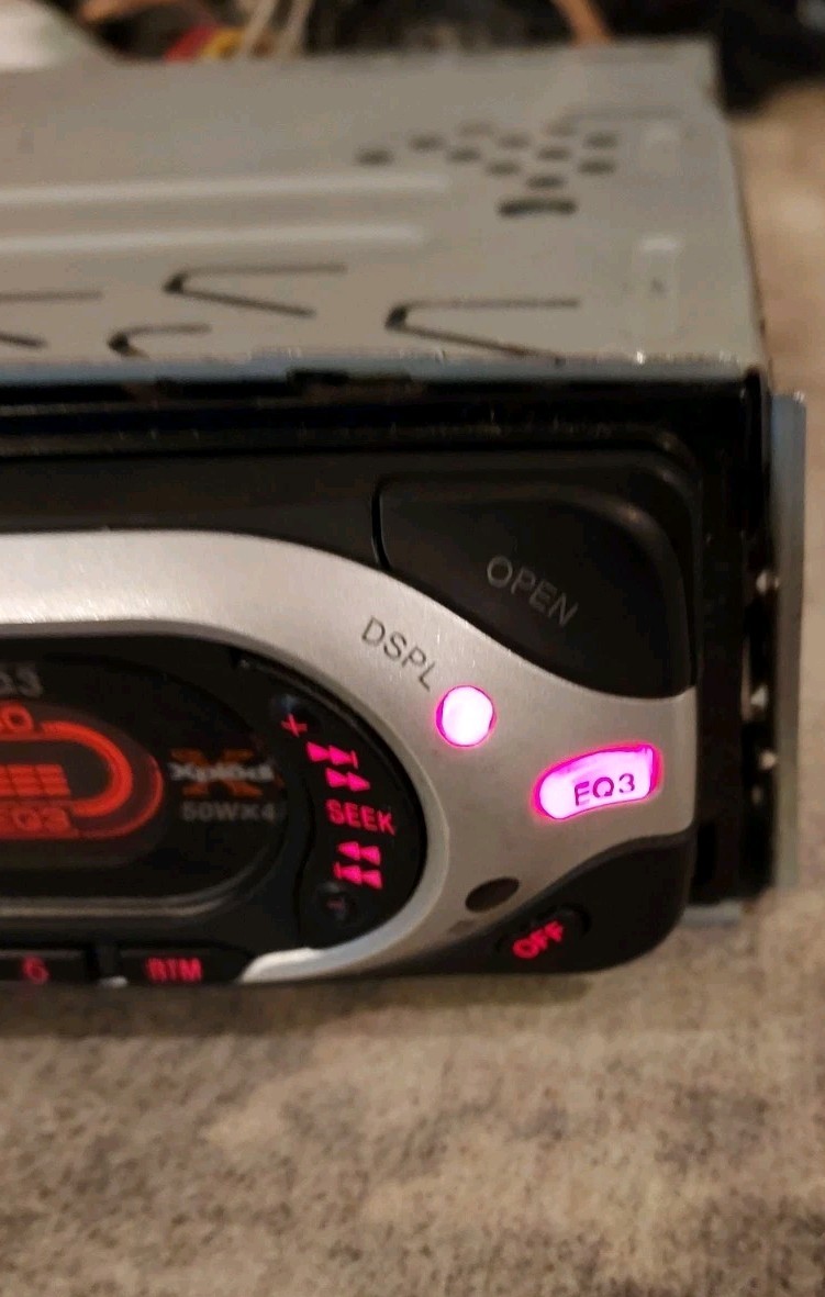 Sony CDX-L510x RADIO CD FREE SHIPPING