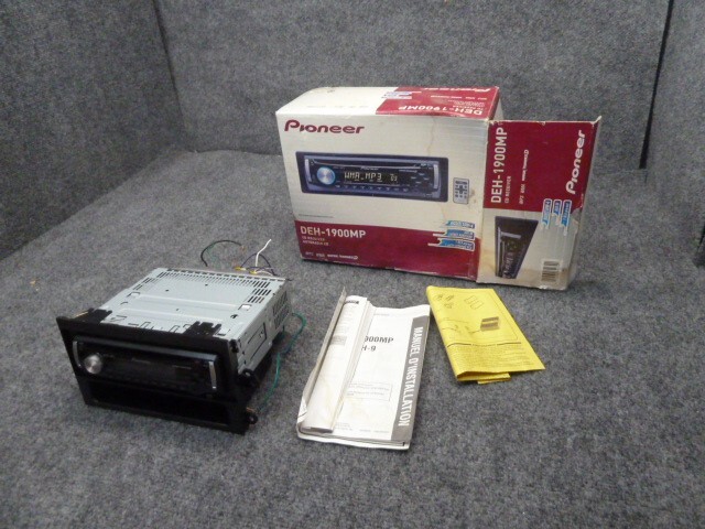 Pioneer DEH-1900MP CD Player In Dash Receiver