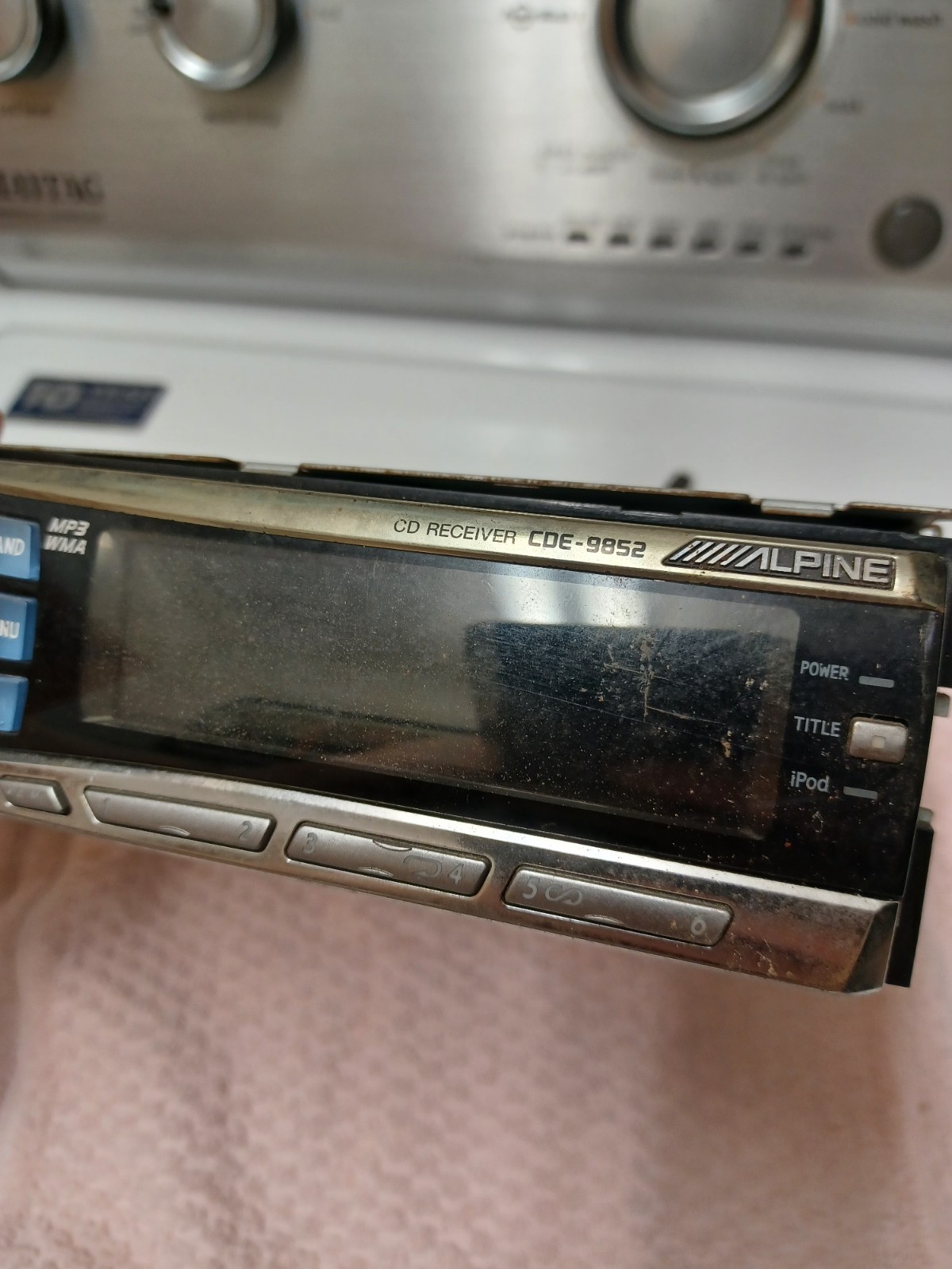 Alpine CDE 9852 CD Player In Dash Receiver Radio Untested For Parts Repair
