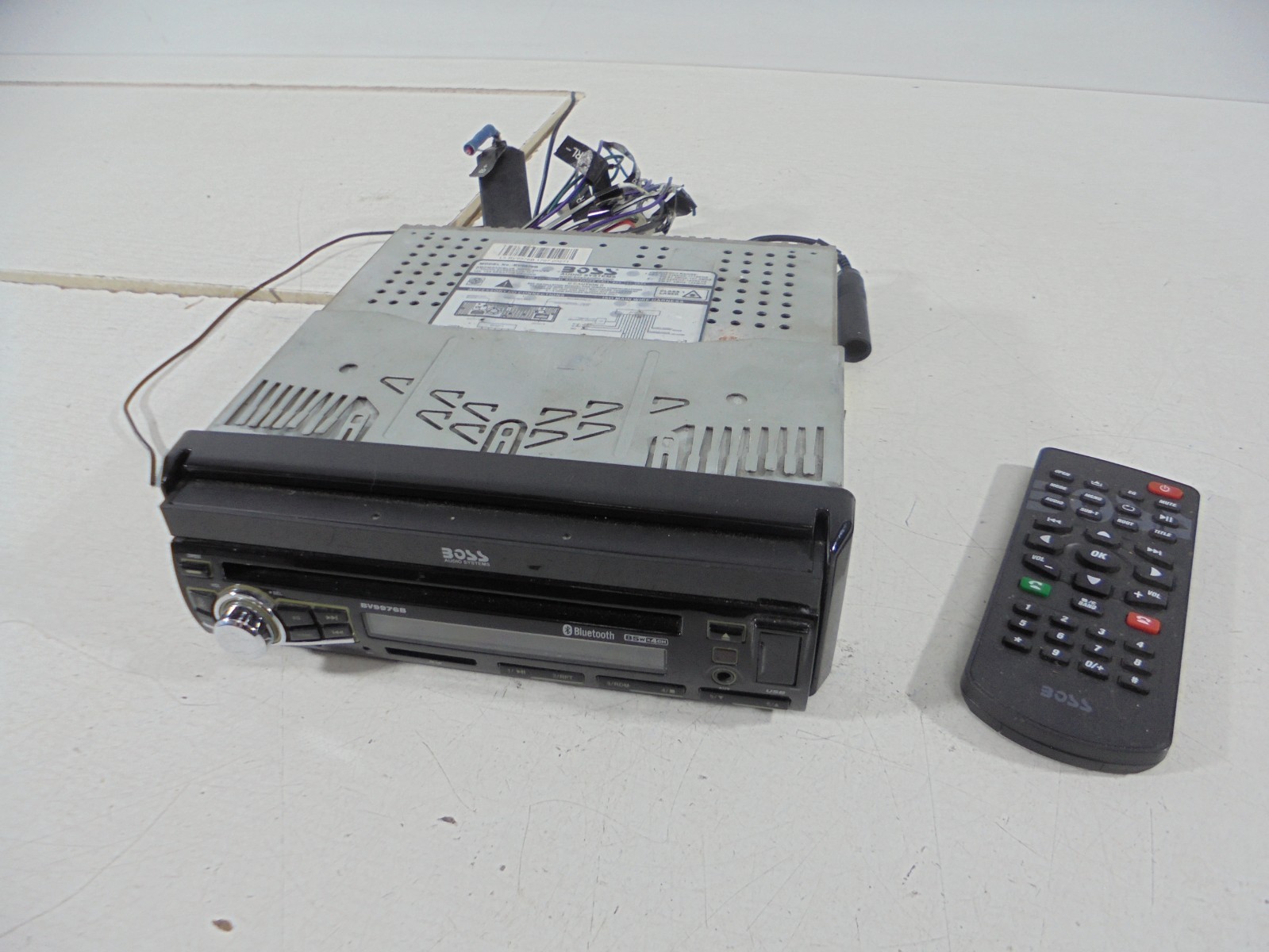 Boss Car Sterio Audion System BVD9988B