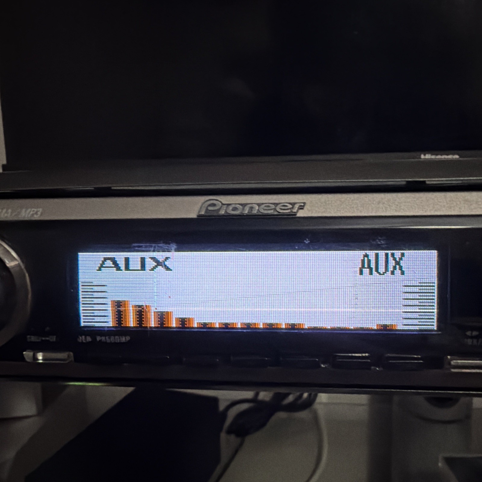 🐠🐟Pioneer DEH-P8600MP CD MP3 WMA Head Unit/stereo Bluetooth Tested Working🐟🐠