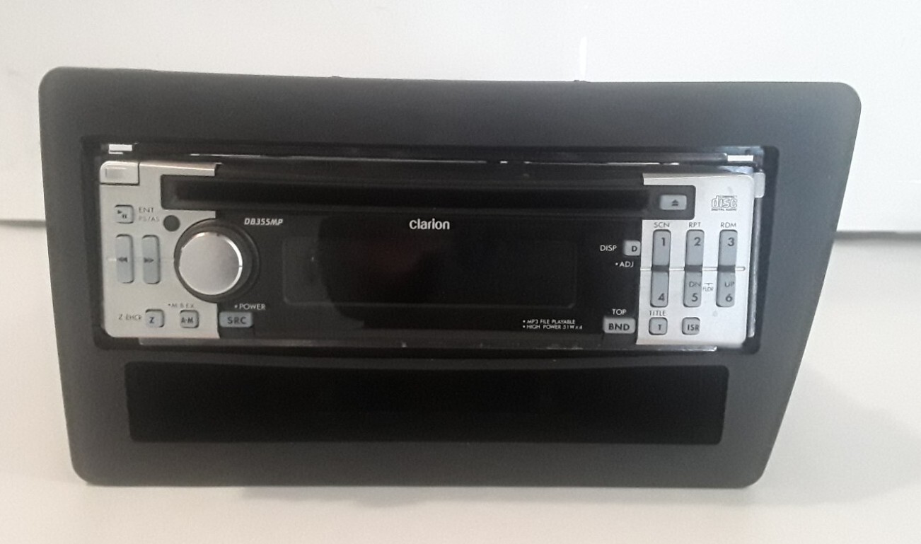 Clarion DB355MP In-Dash Car Stereo CD Receiver MP3 Detachable Face w/ Remote