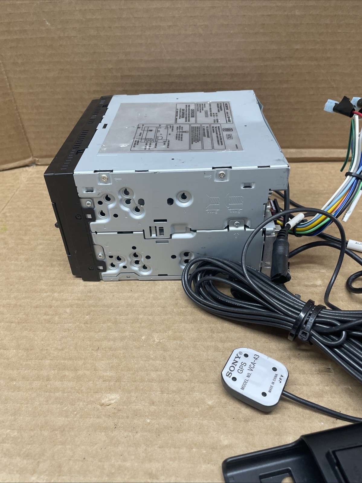 Sony XNV-660BT 6.1″ Touchscreen Car Stereo Receiver (#4)