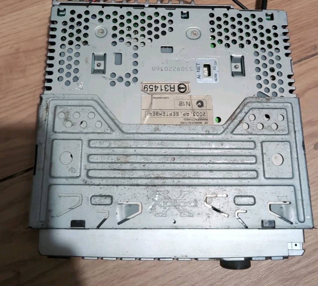 Old School Alpine Car Radio Media Xpander Mp3 XM WMA 50Wx4 4V Pre – FOR PARTS