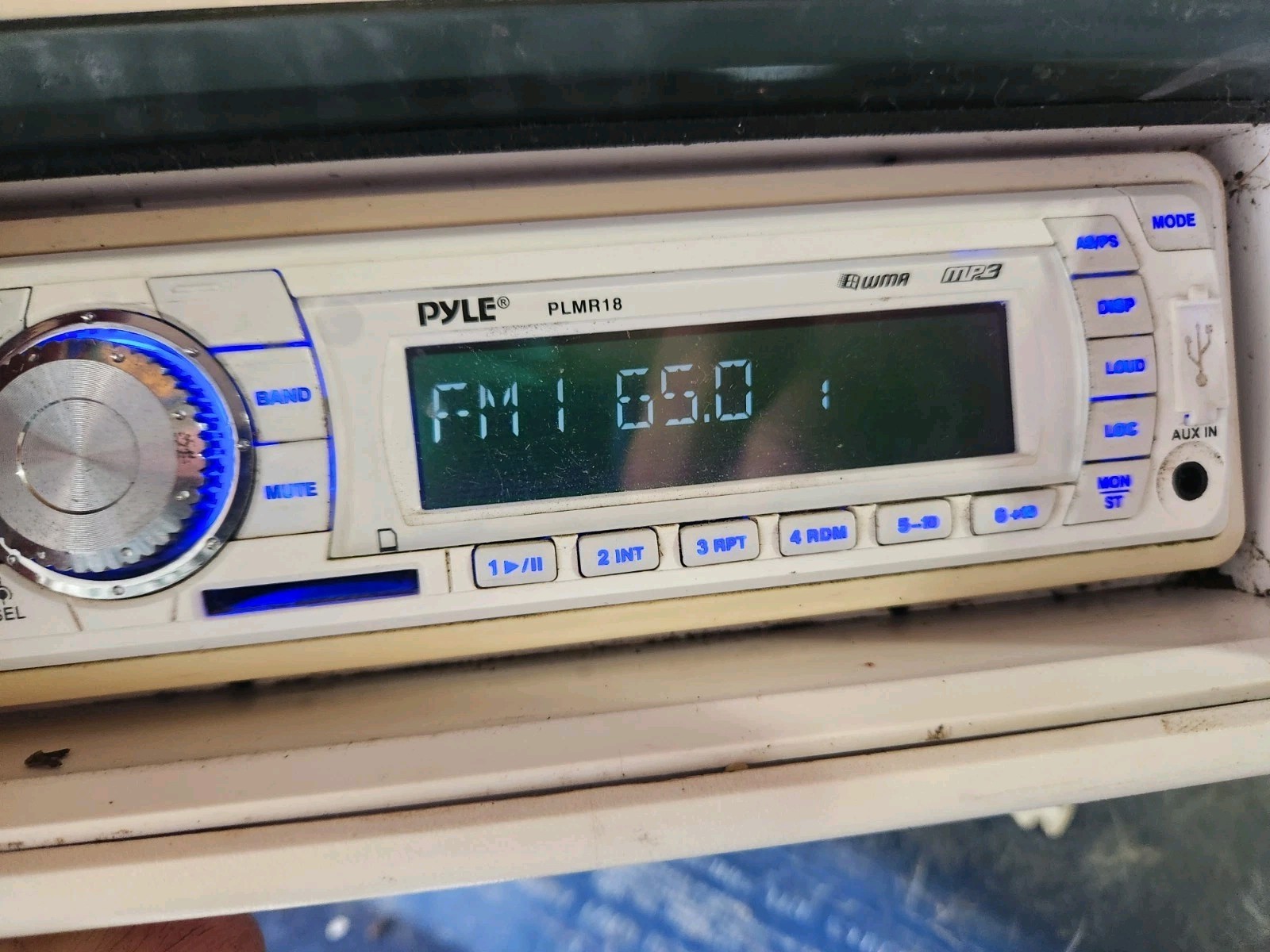 Pyle PLMR18 AM/FM MPX In-Dash Marine Electronic Tuning Radio USB SD MMC Reader